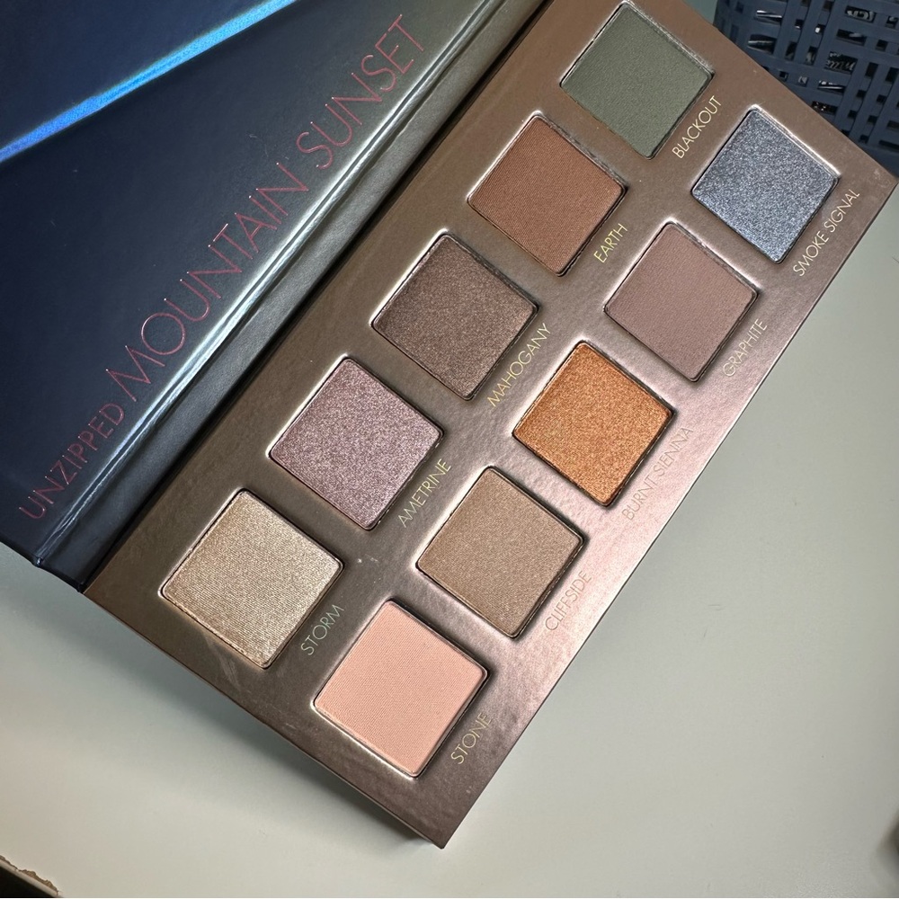 LORAC Unzipped Mountain Sunset New Eyeshadow Palette